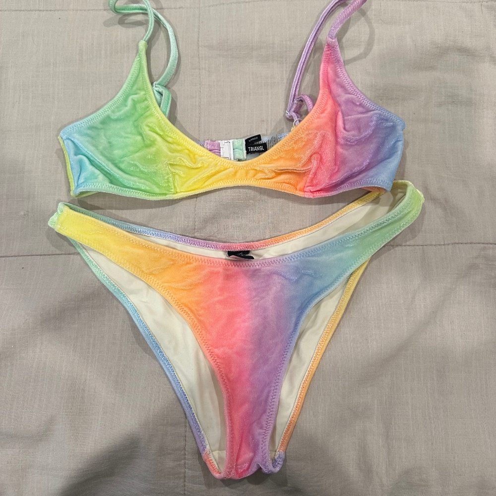 Triangl Bikini